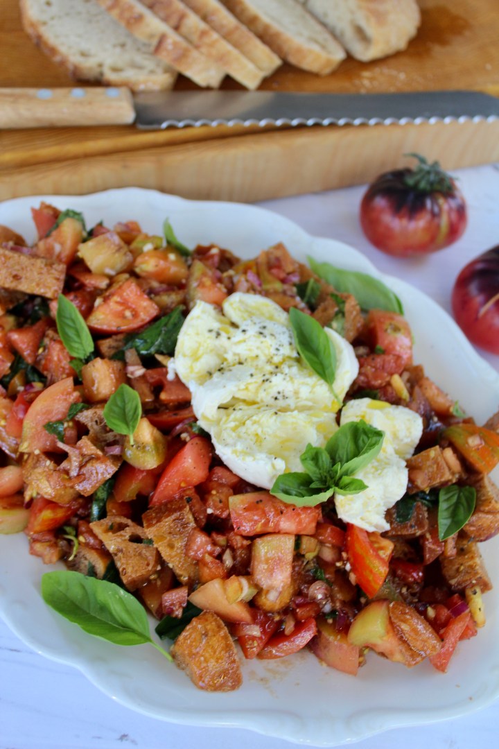 Panzanella Salad with&nbsp;Burrata